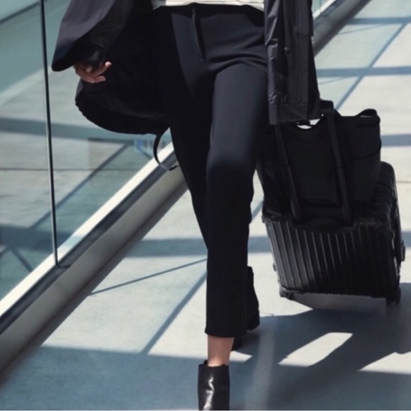 Lululemon On The Move Pant, Black, 8 - Picture 11 of 11